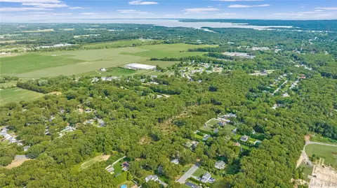 Midway Drive, Riverhead, NY 11901 photo 10