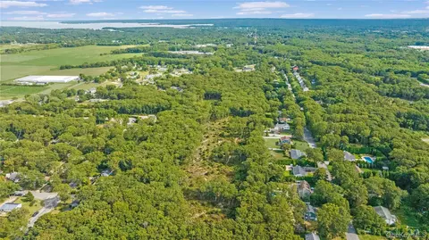 Midway Drive, Riverhead, NY 11901 photo 9