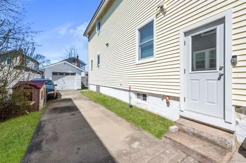 3124 Ralph Ave, Oceanside, NY 11572