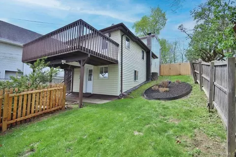 117 W Mombasha Rd, Monroe, NY 10950