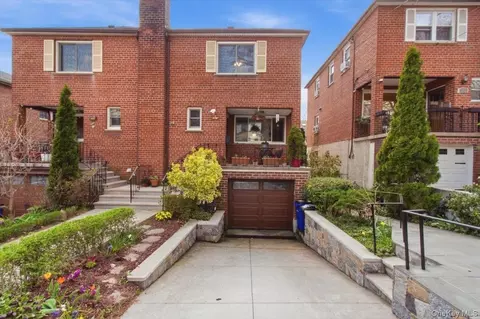 228 W 260th St, New York, NY 10471