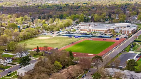 142 Feller Dr, Central Islip, NY 11722