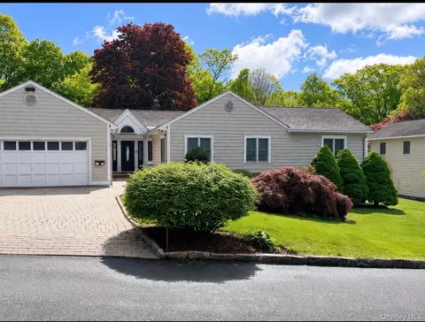 411 S Chelsea Rd, Greenburgh, NY 10603