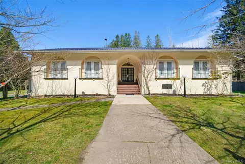 23 Cooley Rd, Parksville, NY 12768