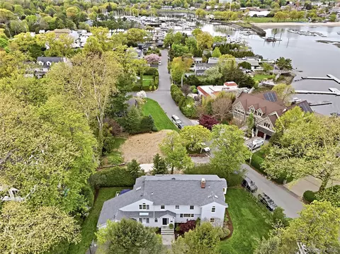 507 Bleeker Ave, Mamaroneck, NY 10543