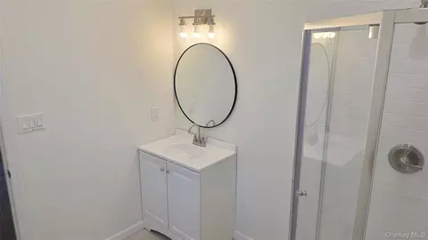Bath - 6 Murray Ln # A, Coram, NY 11727 photo 1 of 3