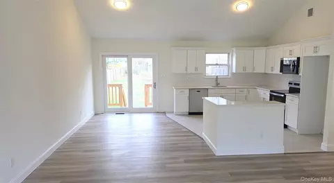 Other - 6 Murray Ln # A, Coram, NY 11727 photo 2 of 2