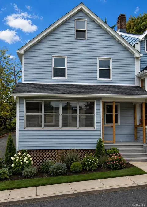 7 Ash St, Orangetown, NY 10968