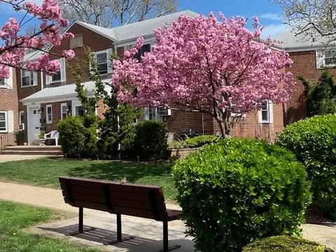 260-17 75th Ave #DUPLEX, Glen Oaks, NY 11004