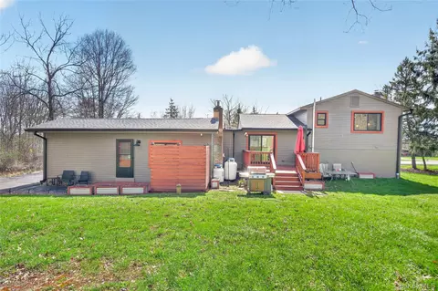 Exterior - 457 Forest Rd, Wallkill, NY 12589 photo 14 of 14