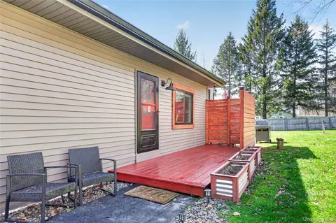 Exterior - 457 Forest Rd, Wallkill, NY 12589 photo 4 of 14