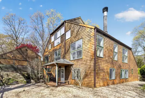 213 Vail Ln, North Salem, NY 10560