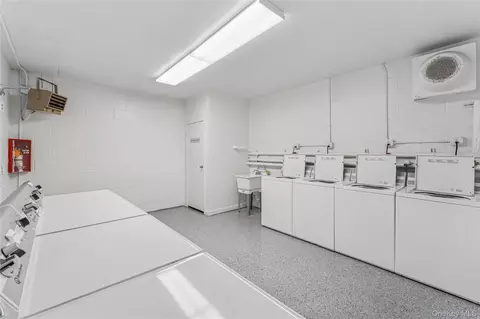 Other - 261 Dune Rd #5, Westhampton Beach, NY 11978 photo 3 of 11