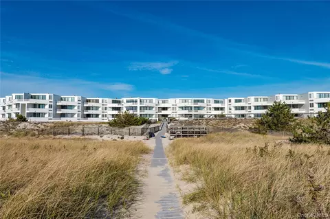 261 Dune Rd #5, Westhampton Beach, NY 11978