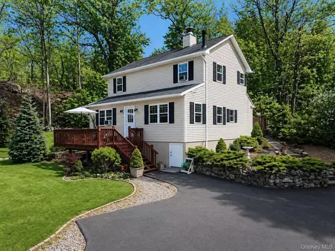 89 Mine Rd, Highlands, NY 10922