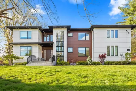 5 Blue Bird Rd, Ramapo, NY 10952