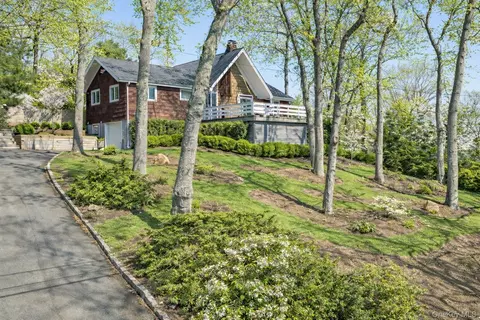 33 Peters Path, East Hampton, NY 11937