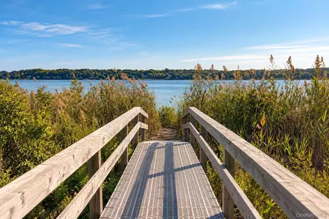 33 Peters Path, East Hampton, NY 11937