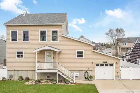 3729 Niami St, Seaford, NY 11783