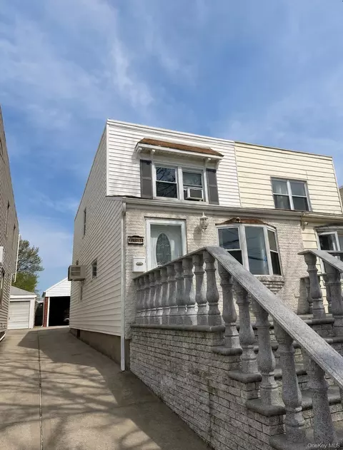 202-13 33rd Ave, New York, NY 11361