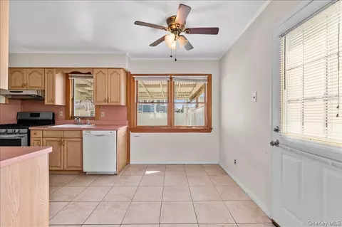 Other - 51 Audrey Ave, Plainview, NY 11803 photo 2 of 6