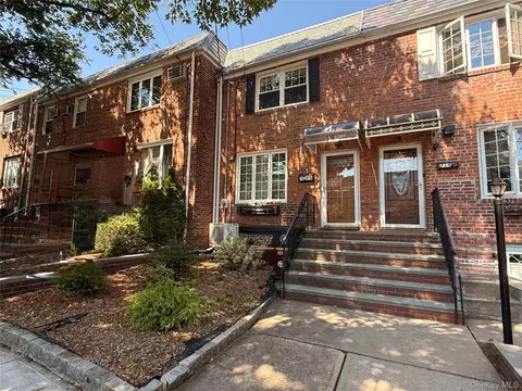 7-16 160th St, New York, NY 11357