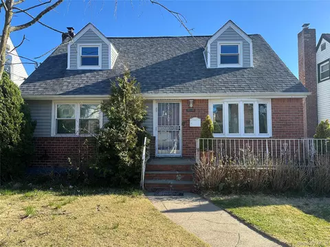 151-26 20th Ave, New York, NY 11357