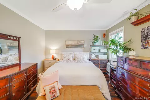 Bedroom - 40 W 4th St #103, Patchogue, NY 11772 photo 1 of 2