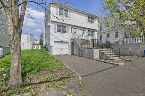 Exterior - 21 W Division St, Greenwich, CT 06830 photo 4 of 4