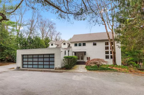 78 Old Church Ln, Pound Ridge, NY 10576