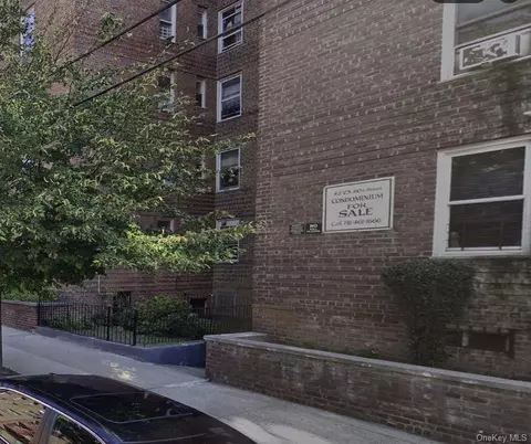 4225 80th St #6F, New York, NY 11373