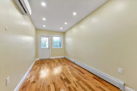 Living - 147-12 70 Rd, Flushing, NY 11367 photo 3 of 7