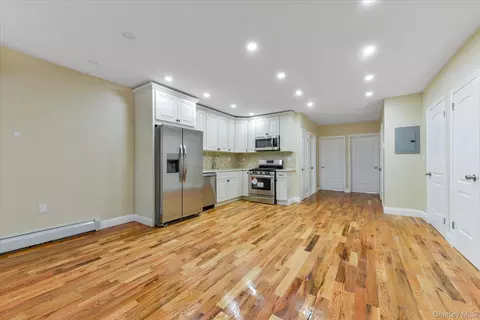 Living - 147-12 70 Rd, Flushing, NY 11367 photo 1 of 7