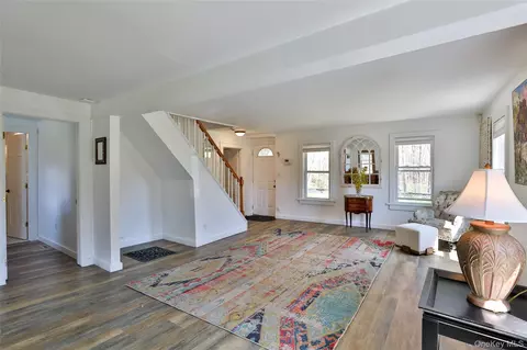 Entry Way - 176 Williams Rd, Red Hook, NY 12571 photo 1 of 3