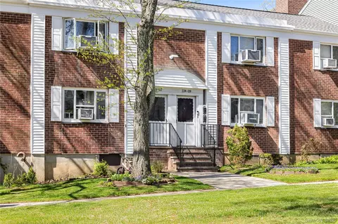 224-09 Manor Rd #2408, New York, NY 11427