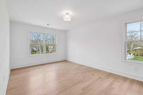 Bedroom - 17 Cedar Ln, Brookhaven, NY 11772 photo 6 of 7