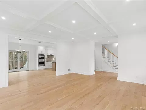 Living - 17 Cedar Ln, Brookhaven, NY 11772 photo 4 of 5
