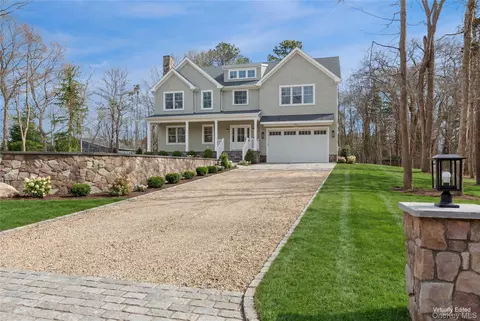 17 Cedar Ln, Brookhaven, NY 11772