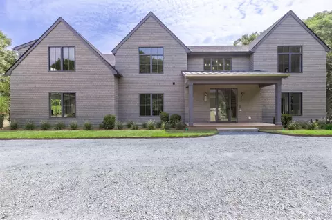 190 S Country Rd # A, Southampton, NY 11960