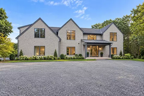 190 S Country Rd # A, Southampton, NY 11960