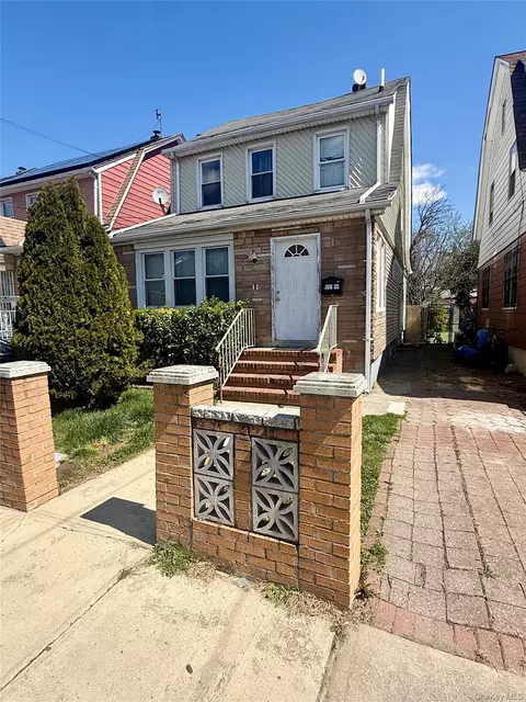 11339 210th St, New York, NY 11429