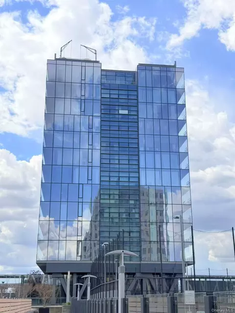 131-05 40th Rd #15D, New York, NY 11354