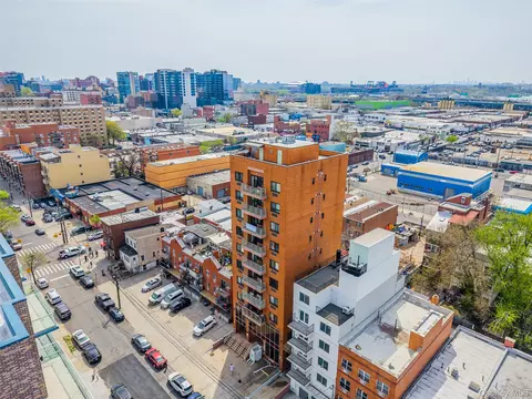 3138 137th St #7B, Flushing, NY 11354