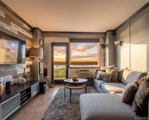 5800 Arlington Ave #20L, New York, NY 10471