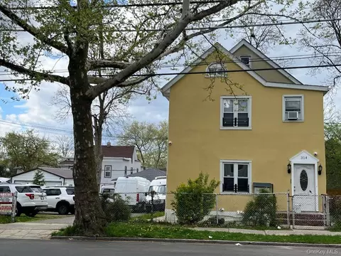 314 S 5th St, Mount Vernon, NY 10550