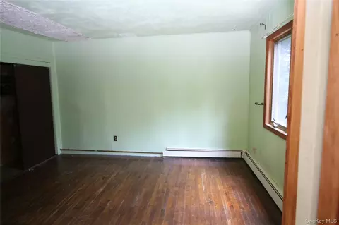 Bedroom - 58 Kentview Dr, Kent, NY 10512 photo 1 of 2