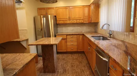 Kitchen - 58 Kentview Dr, Kent, NY 10512 photo 2 of 4