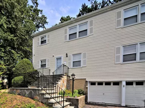 921 Jefferson Ave, Mamaroneck, NY 10543