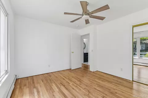 Bedroom - 37 Harper St, Patchogue, NY 11772 photo 4 of 10