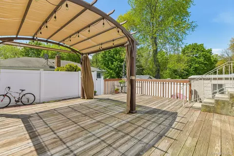 Exterior - 37 Harper St, Patchogue, NY 11772 photo 6 of 8
